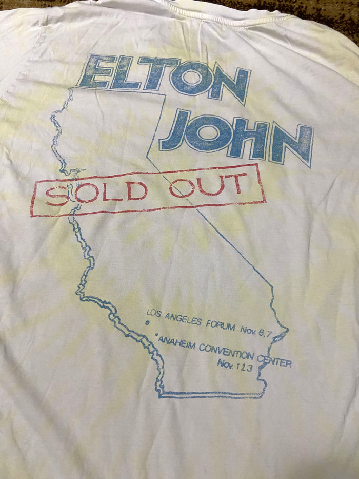 Pre-Loved Daydreamer Elton John 1980 Tour Graphic Tee Size Medium - Deer Creek Mercantile