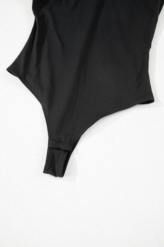 Body noir plissé à une épaule de couleur unie *-A WOMAN WE LOVE