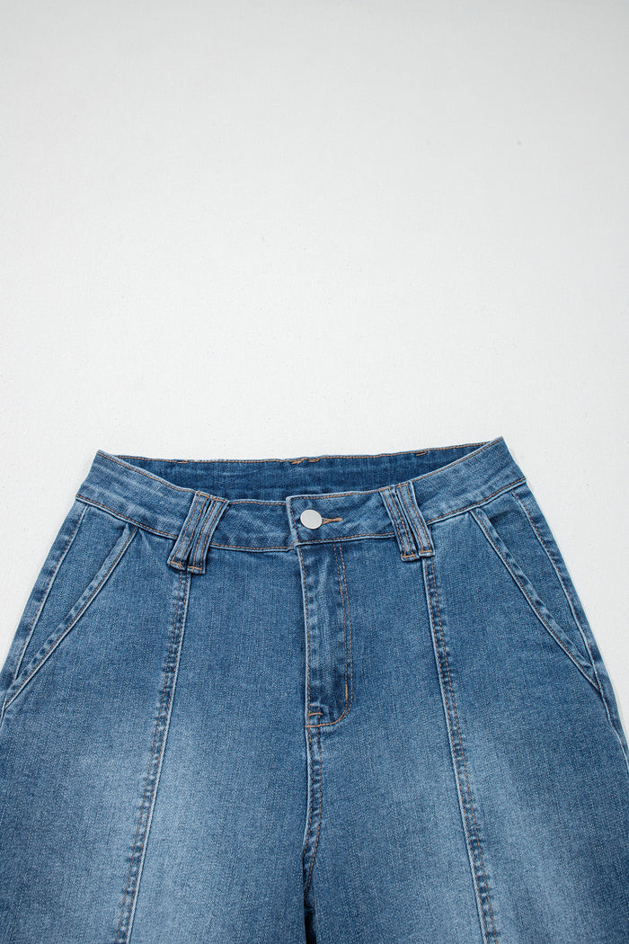 Jean droit bleu voile à coutures apparentes