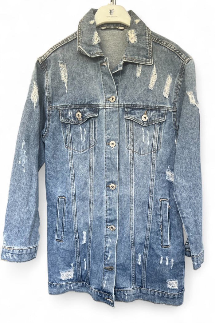 Veste longue en jean destroy avec broderies et message