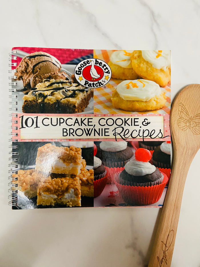 Vintage Gooseberry Patch Spiral Cookbook, 101 Cupcake, Cookie, & Brownie Recipes - Deer Creek Mercantile