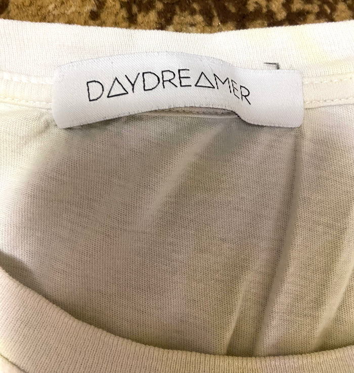 Pre-Loved Daydreamer Elton John 1980 Tour Graphic Tee Size Medium - Deer Creek Mercantile