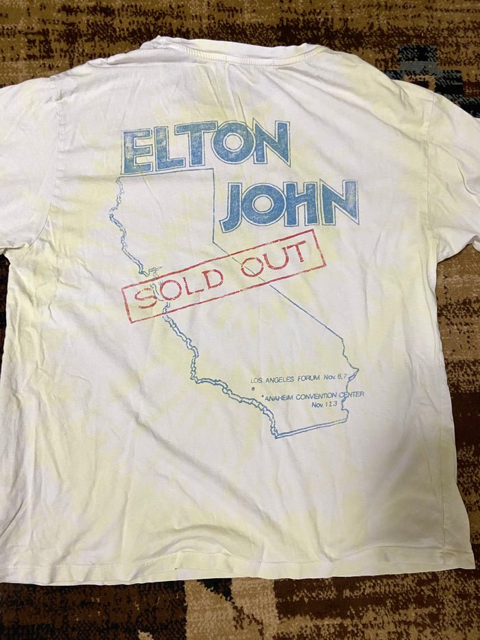 Pre-Loved Daydreamer Elton John 1980 Tour Graphic Tee Size Medium - Deer Creek Mercantile