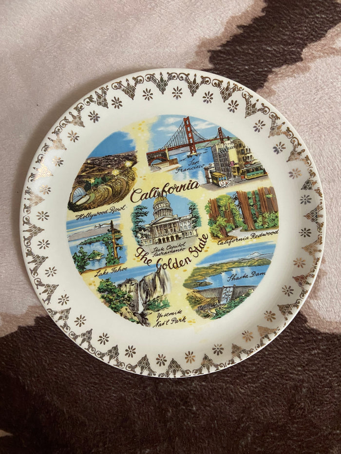 Vintage California Souvenir Plate 7" - Deer Creek Mercantile