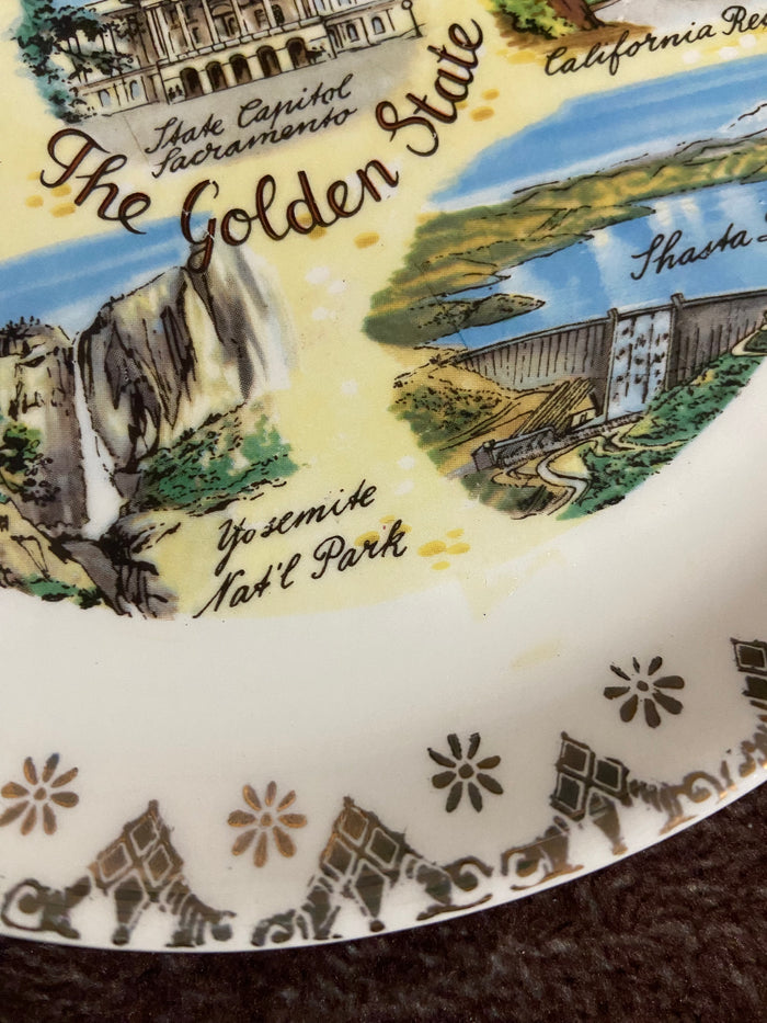 Vintage California Souvenir Plate 7" - Deer Creek Mercantile