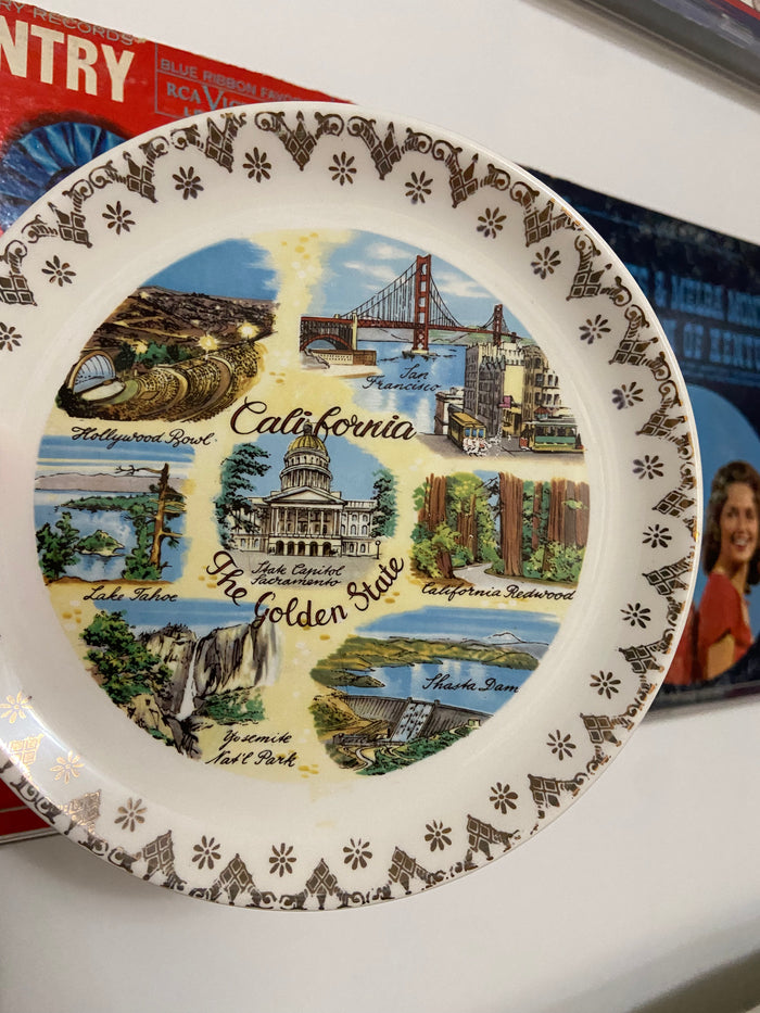 Vintage California Souvenir Plate 7" - Deer Creek Mercantile
