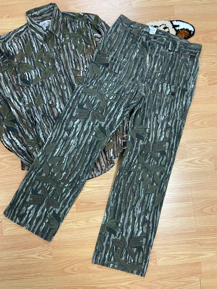 Vintage 1990s USA Made Spartan Sportswear x Walls x Realtree Camo Hunting Pant & Shirt Set - Deer Creek Mercantile