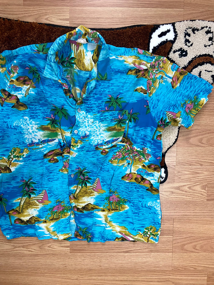 Vintage Hawaiian Shirt, Palm Trees & Sailboats - Deer Creek Mercantile