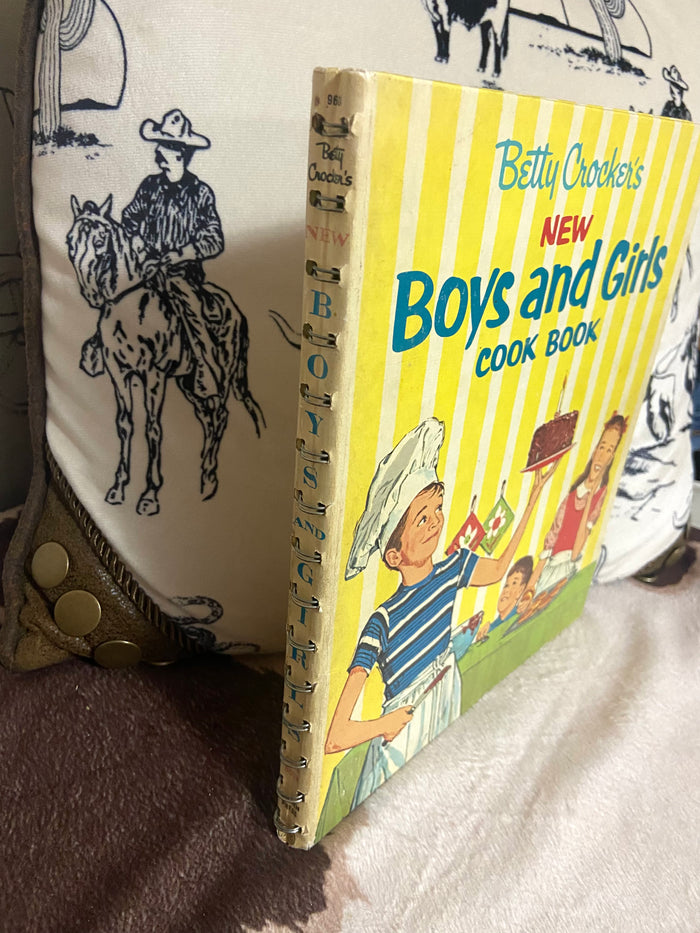Vintage 1965 1st Edition Betty Crocker's Boys & Girls Cookbook - Deer Creek Mercantile