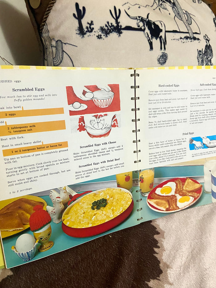 Vintage 1965 1st Edition Betty Crocker's Boys & Girls Cookbook - Deer Creek Mercantile