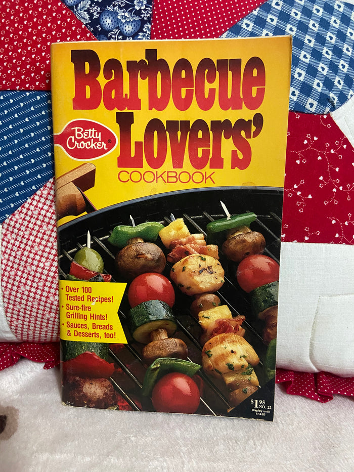 Vintage Grocery Store Cookbook Booklet: Betty Crocker Barbecue Lovers' - Deer Creek Mercantile