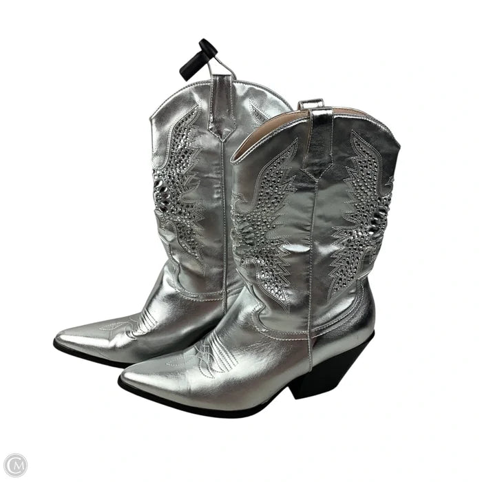 Boots Ankle Heels By Fashion Nova In Silver, Size: 7