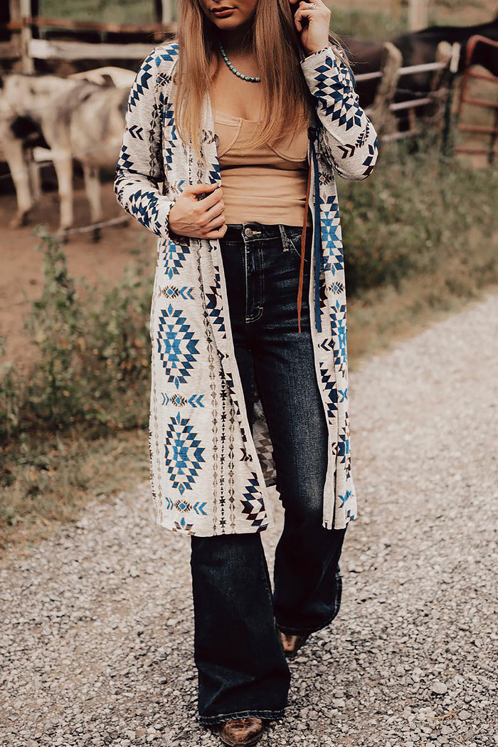 Cardigan long ouvert sur le devant imprimé aztèque occidental bleu ciel-A WOMAN WE LOVE