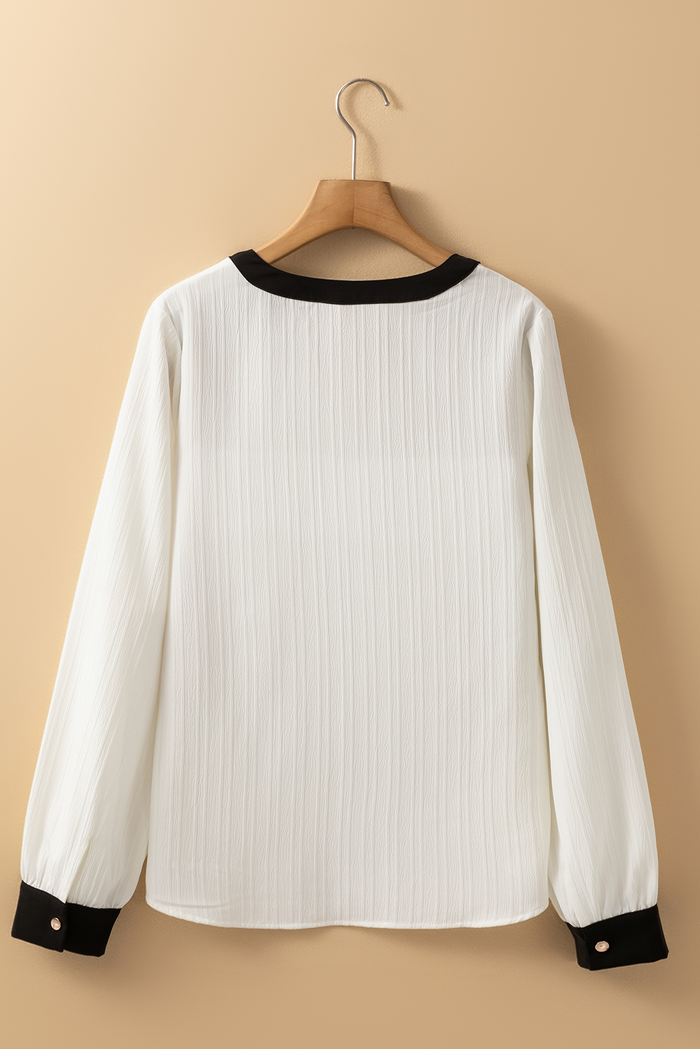 Chemisier élégant blanc texturé à col en V et color block *-A WOMAN WE LOVE