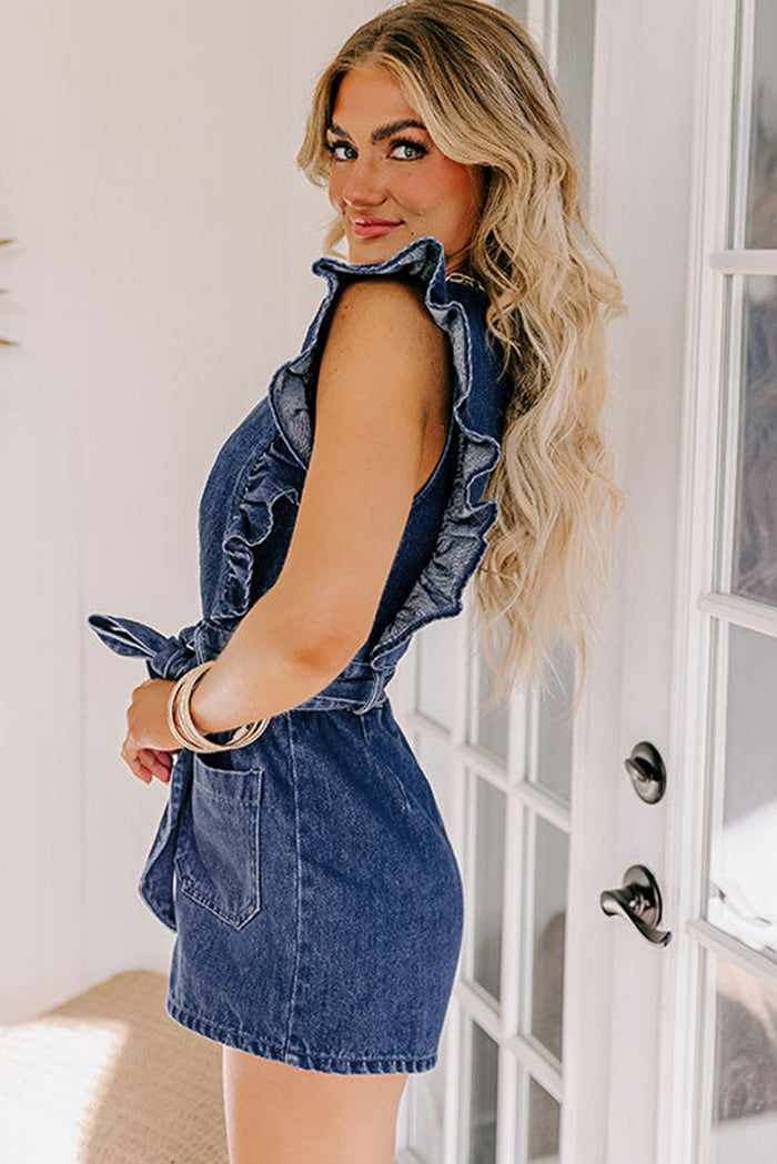 Combi-short en jean zippée à volants-A WOMAN WE LOVE