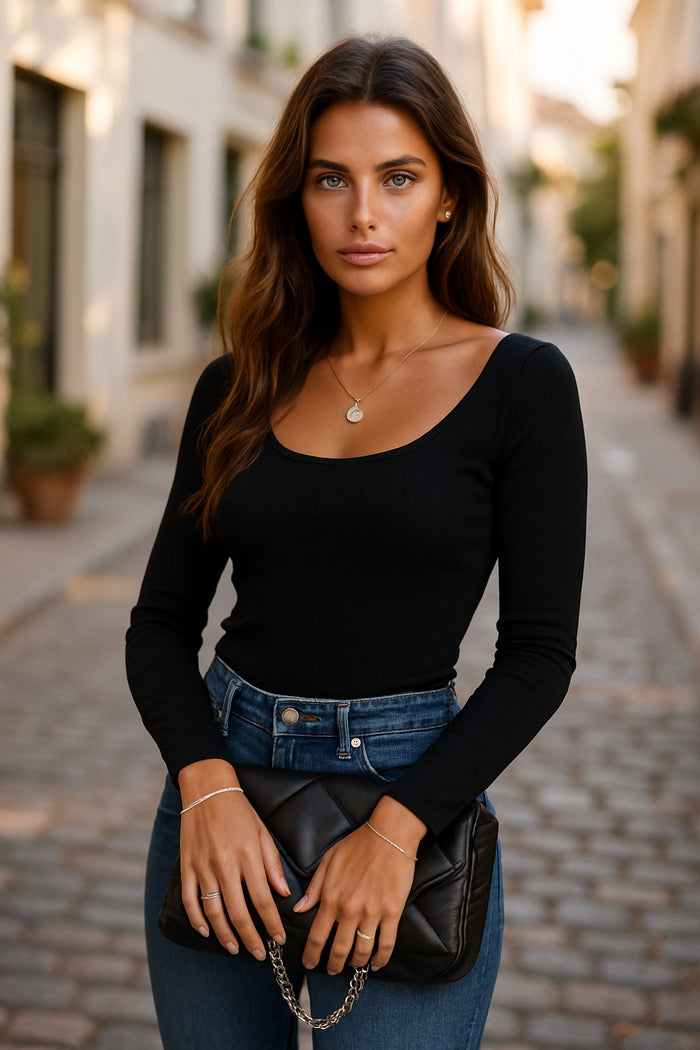 Crop top côtelé à col bardot noir