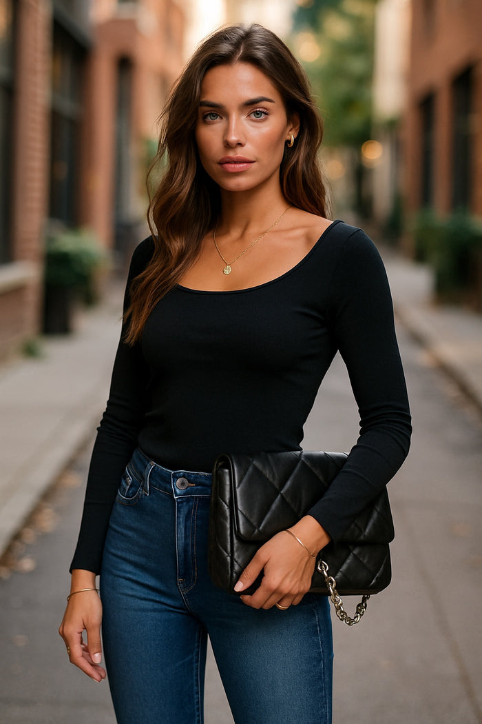Crop top côtelé à col bardot noir