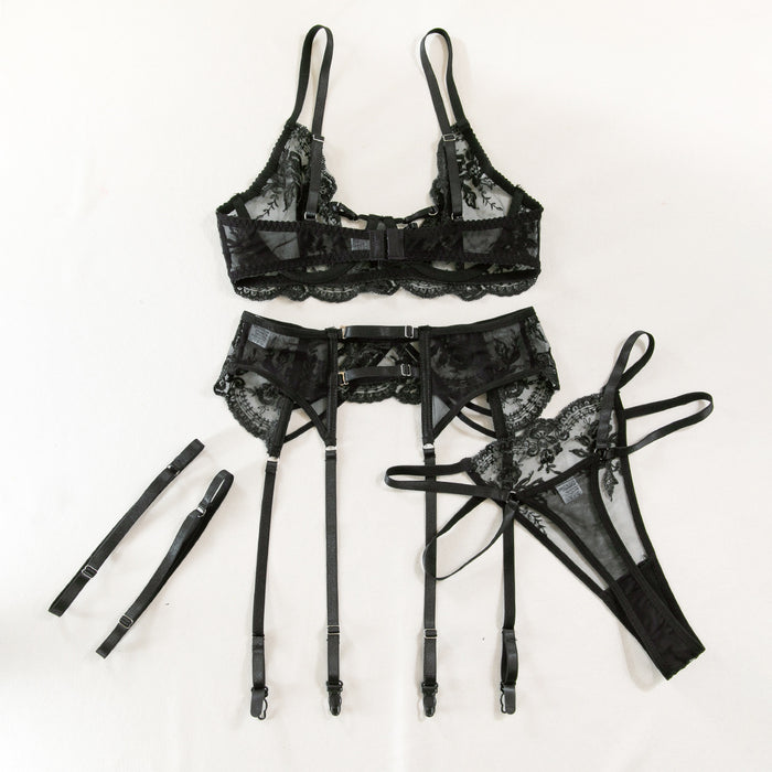 🖤 Ensemble « Natalia Obsidienne » – Dentelle raffinée & audace contemporaine ✨