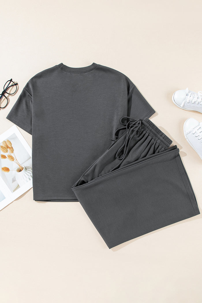 Ensemble t-shirt à col rond et pantalon ample *-A WOMAN WE LOVE