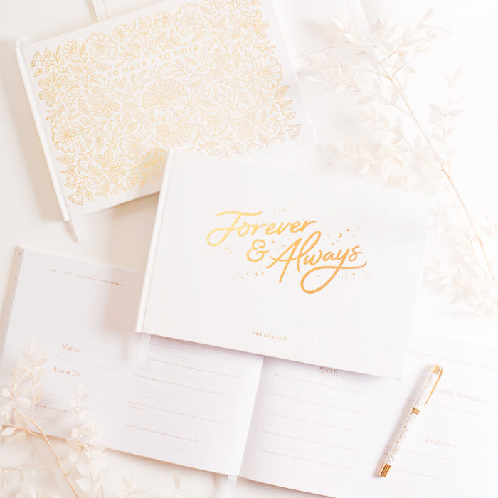 WeddingGuestbooks-white-ruscus-1-square.jpg