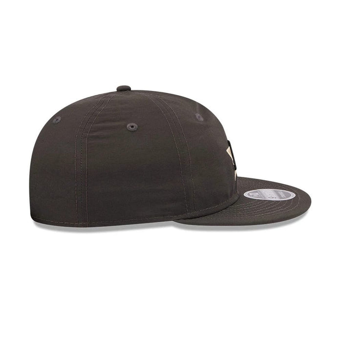 Pictured is this MLB Nylon Houston Astros Retro Crown 9FIFTY cap in black. 6
