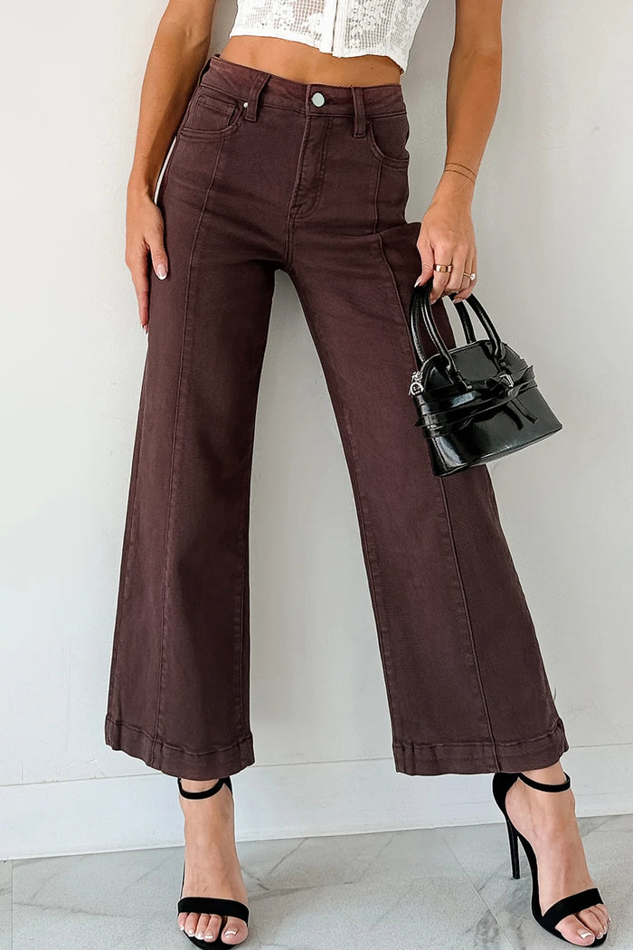 Jean court à jambe large et couture unie en bois de santal rouge