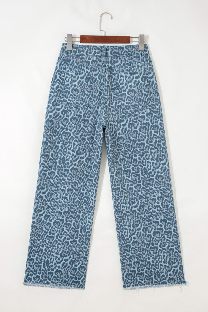 Jean taille haute à jambe large et bord effiloché léopard bleu ciel
