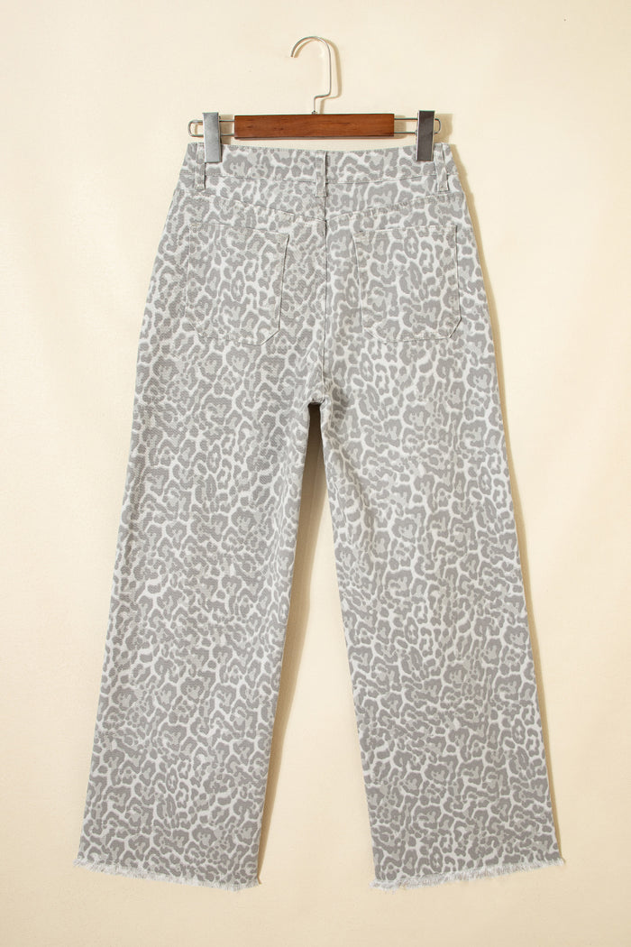 Jean taille haute à jambe large et bord effiloché léopard gris