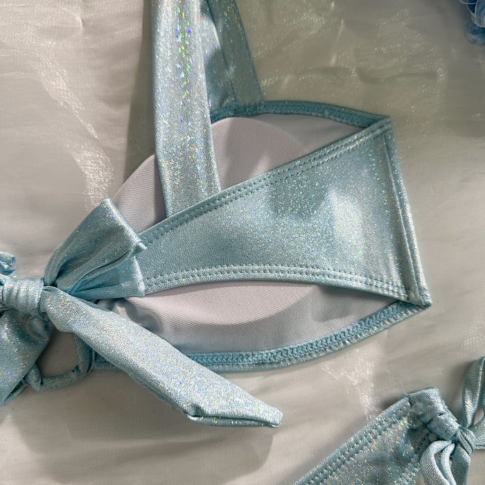 ✨ LUMIÈRE D’OCÉAN – Le bikini éclatant qui capture la magie de l’été