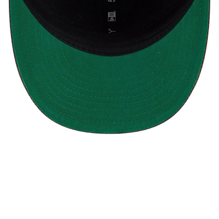 Pictured is this NBA Hardwood Classic Miami Heat 59FIFTY Fitted cap in Red. 2