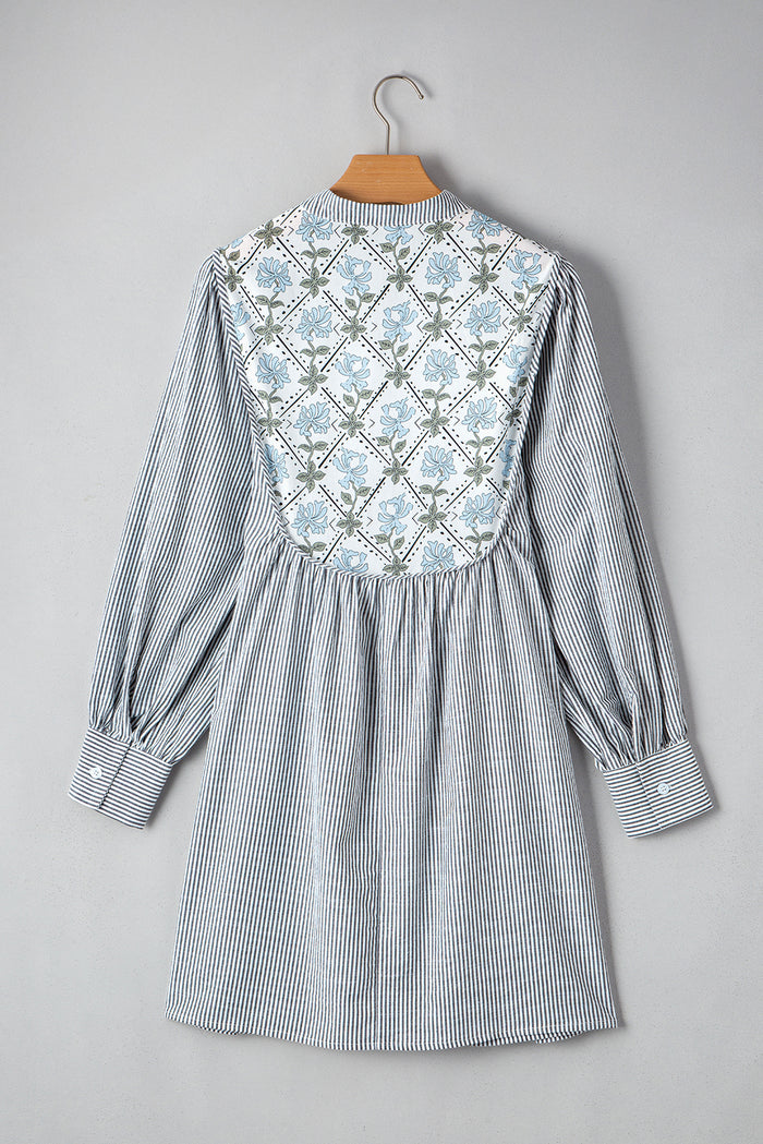 Mini-robe à rayures florales et patchwork *