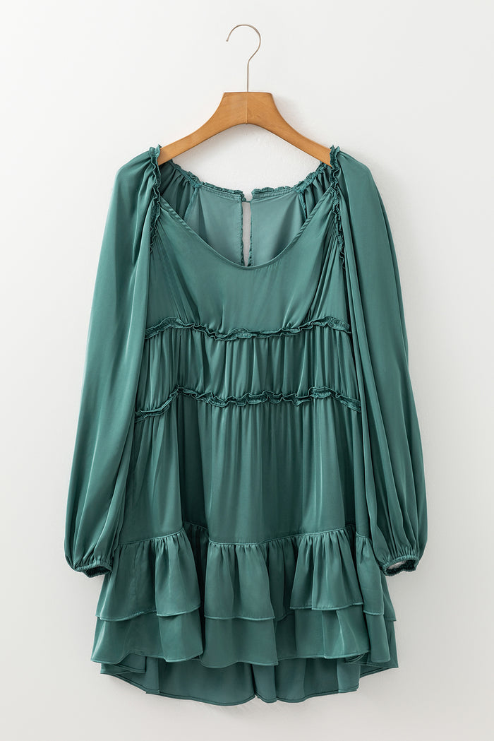 Mini-robe coupe ample à volants *