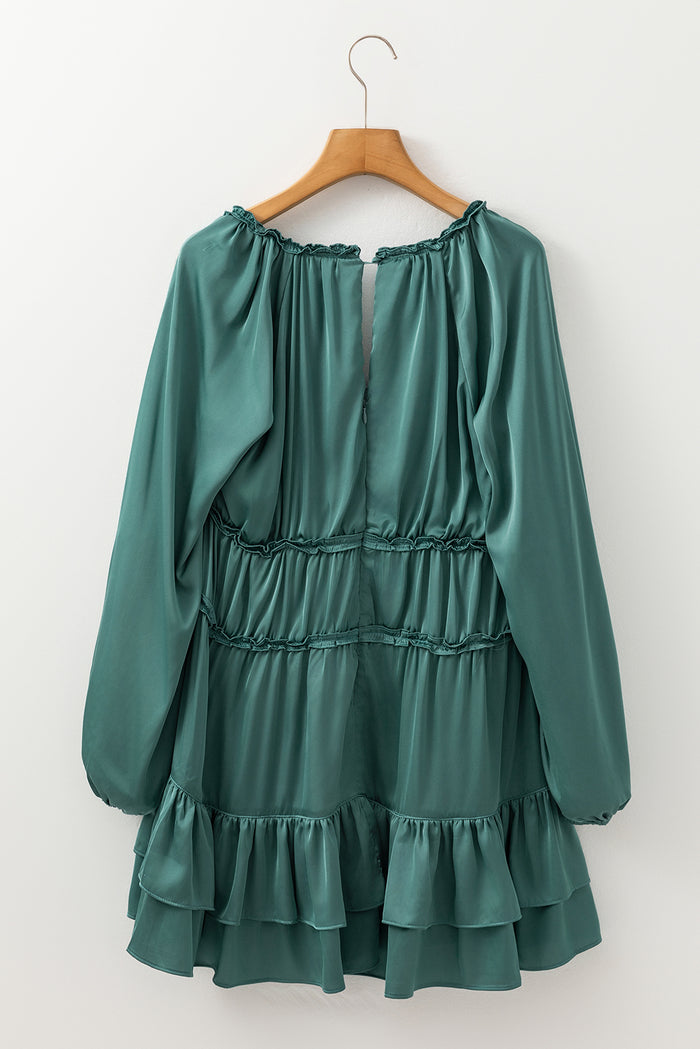 Mini-robe coupe ample à volants *