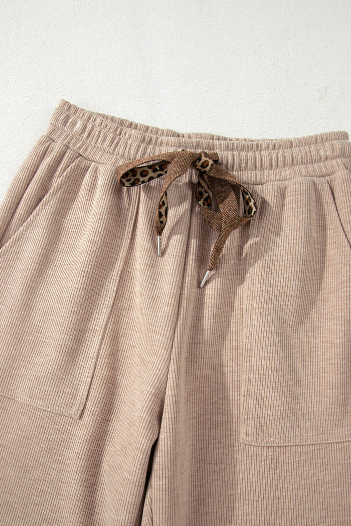 Pantalon à cordon de cordonnage en velours côtelé