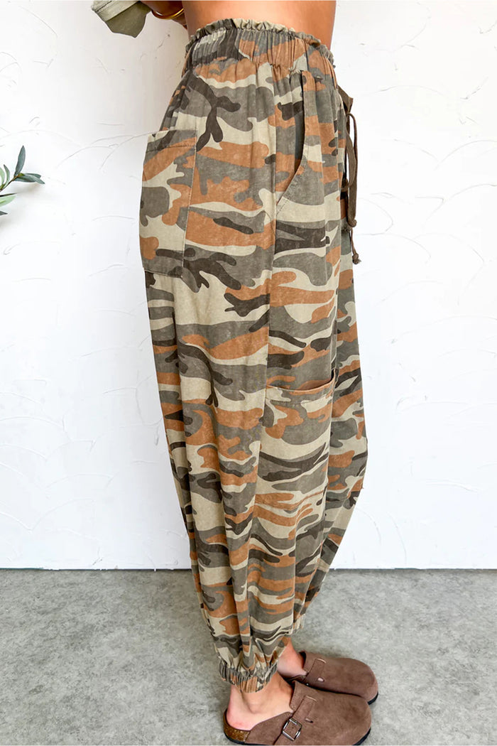 Pantalon à taille élastique et cordon de serrage imprimé camouflage