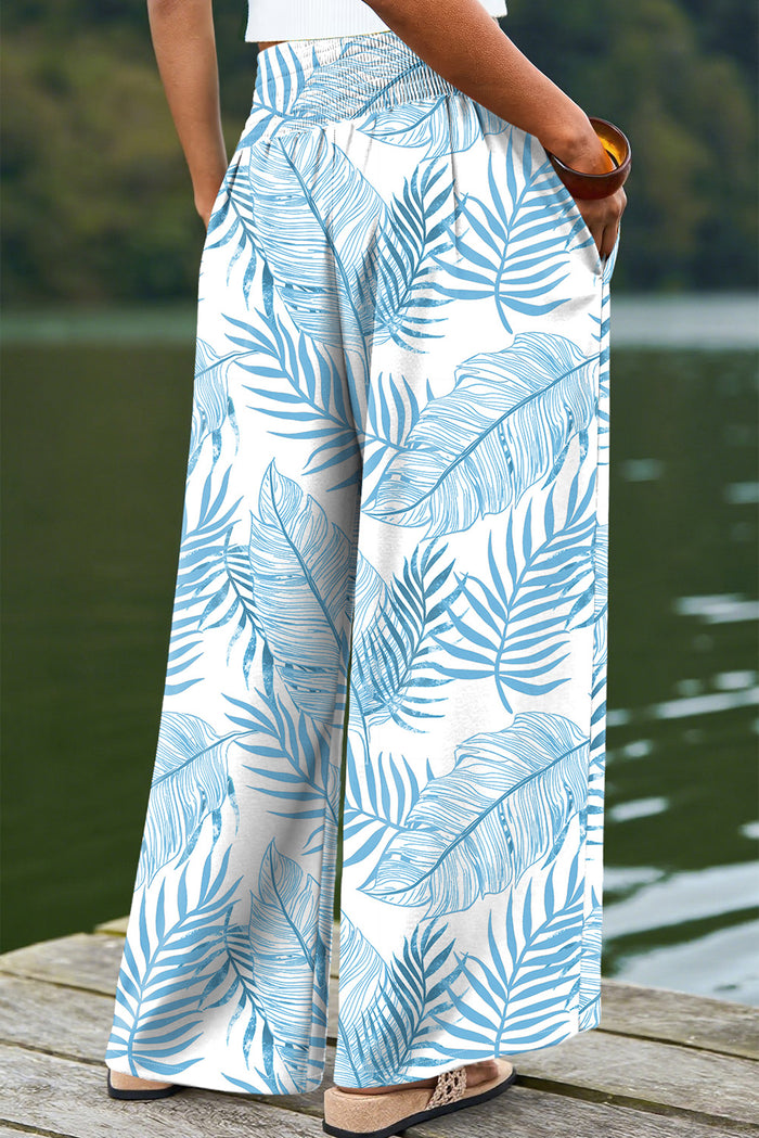 Pantalon large bleu ciel à ceinture froncée et imprimé botanique