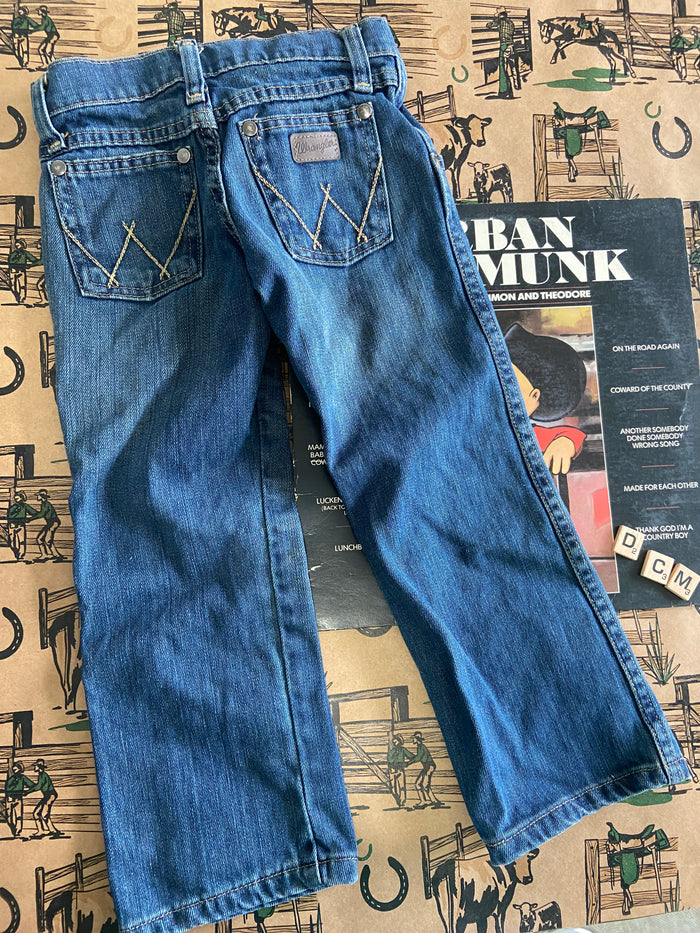 Pre-Loved Youth Boys Wrangler Relaxed Fit Denim Jeans *Size 4 Regular - Deer Creek Mercantile