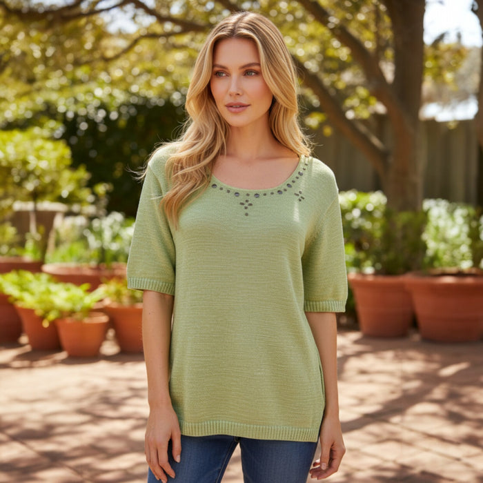 💚 Pull ample vert clair à strass