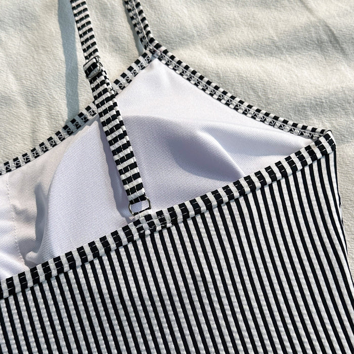 ✨ RIVIERA ALLURE – L’ensemble tankini noir chic qui sublime chaque silhouette