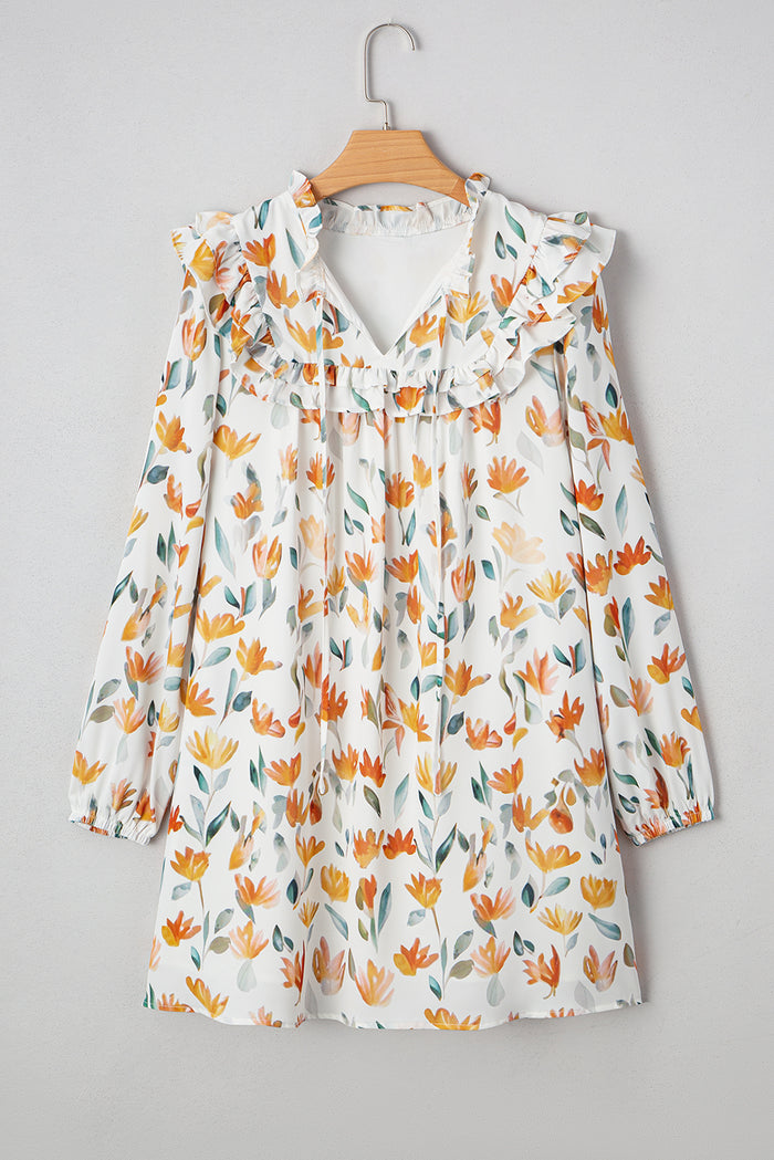 Robe courte à manches longues et volants