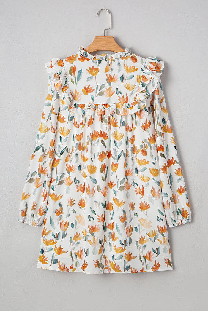 Robe courte à manches longues et volants