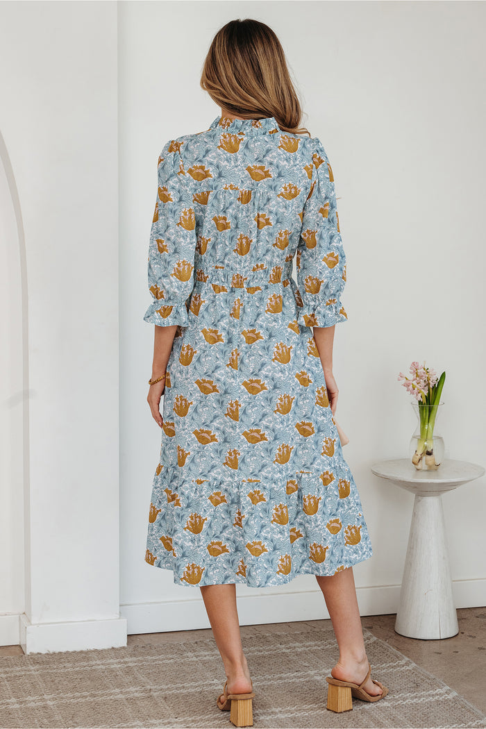 Robe longue marron à imprimé floral