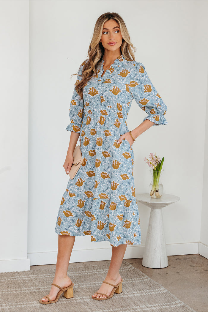 Robe longue marron à imprimé floral