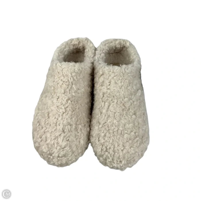 Shoes Flats By Matisse In Cream, Size: 8
