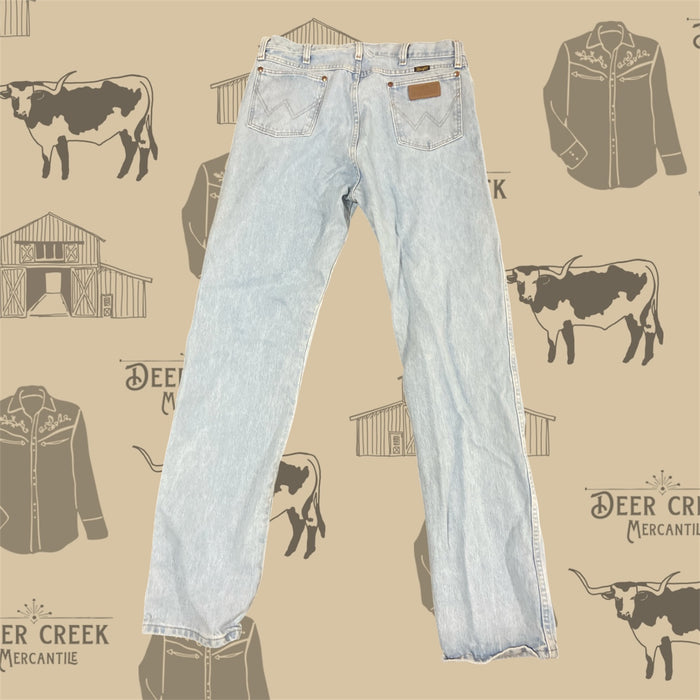 Vintage Wrangler Light Wash Denim Cowboy Cut Jeans *Size 35x36, Men's - Deer Creek Mercantile
